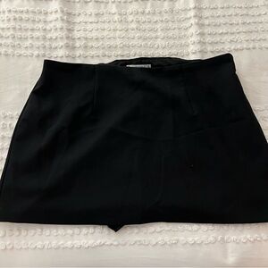 Abercrombie Scarlett/Menswear Skort